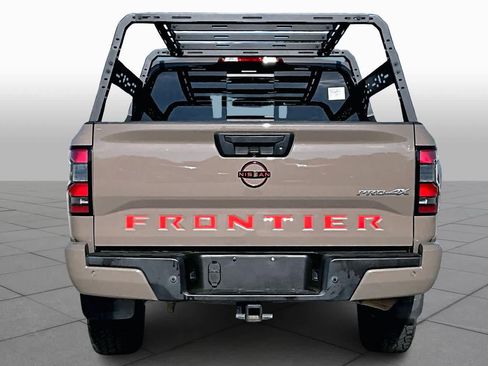 Used 2023 Nissan Frontier PRO-4X w/ Pro Convenience Package image 5