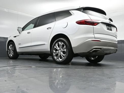 Used 2019 Buick Enclave Avenir w/ Avenir Technology Package AWD/4WD image 42