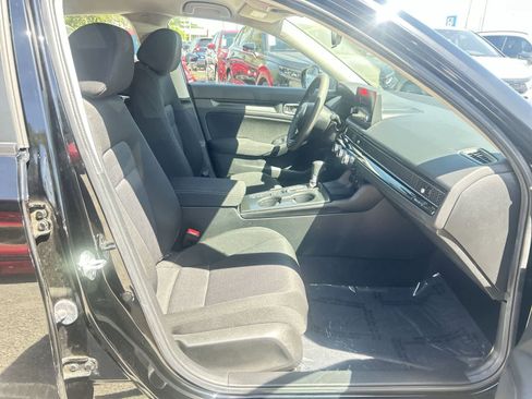 Used 2025 Honda Civic LX image 14