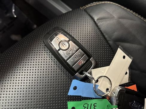 Used 2022 Ford Expedition Max Platinum image 32