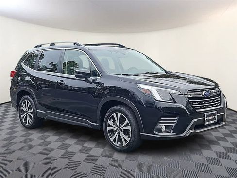 Used 2023 Subaru Forester Limited image 3