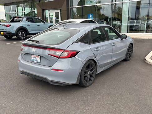 Used 2022 Honda Civic Sport image 5