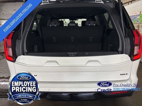 New 2025 Ford Expedition Max Platinum w/ Stealth Performance Package AWD/4WD image 7