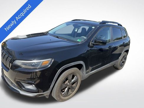 Certified 2020 Jeep Cherokee Latitude Plus AWD/4WD image 1