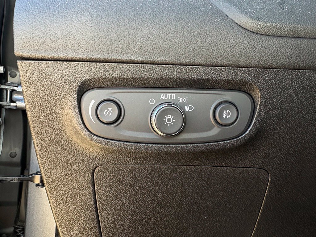 Used 2022 Buick Encore GX Select w/ Experience Buick Package FWD image 14