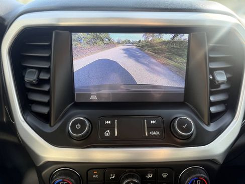 Used 2022 GMC Acadia SLT w/ Preferred Package AWD/4WD image 15