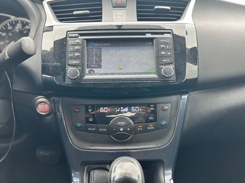 Used 2018 Nissan Sentra SR w/ Technology Package FWD image 21