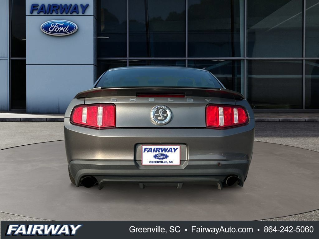 Used 2010 Ford Mustang Shelby GT500 RWD image 6