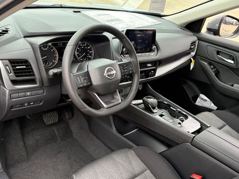 New 2026 Nissan Rogue SV FWD image 11