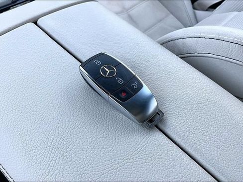 Certified 2024 Mercedes-Benz GLS 450 4MATIC image 39