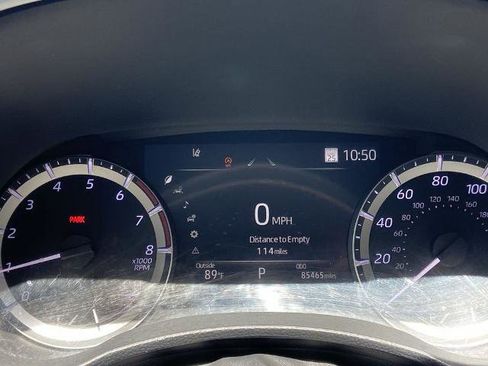 Used 2023 Toyota Highlander XLE FWD image 7