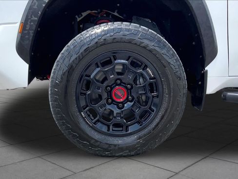 Used 2022 Toyota Tundra TRD Pro AWD/4WD image 11