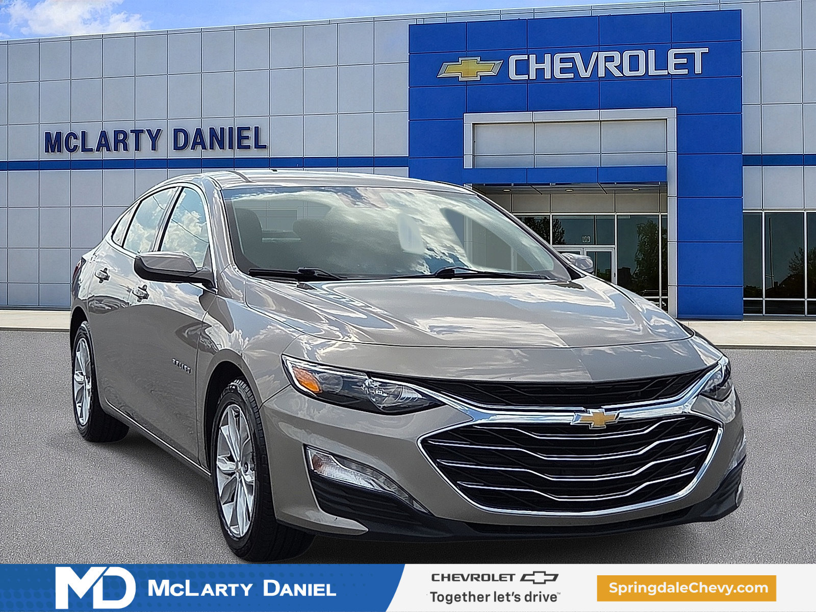 Certified 2024 Chevrolet Malibu LT FWD image 1