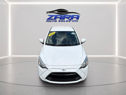 Used 2017 Toyota Yaris iA FWD image 10