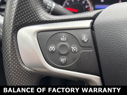 Used 2023 GMC Acadia SLE w/ Driver Convenience Package image 24