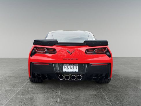 Used 2017 Chevrolet Corvette Stingray Coupe w/ 1LT RWD image 6