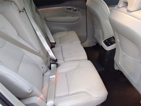 Used 2025 Volvo XC90 T8 Ultra image 19