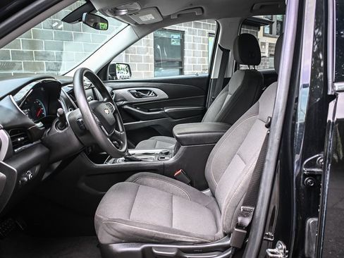 Used 2019 Chevrolet Traverse LS w/ LPO, Floor Liner Package AWD/4WD image 8