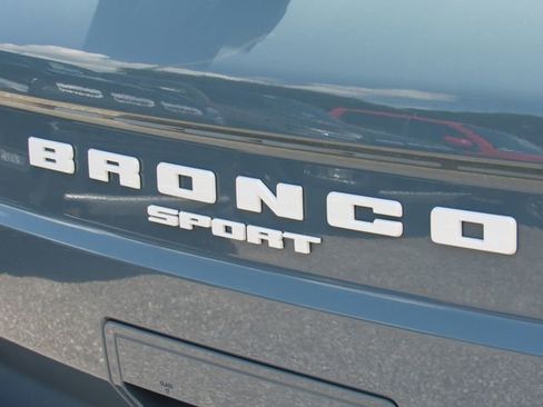 Used 2023 Ford Bronco Sport Badlands w/ Premium Package AWD/4WD image 13