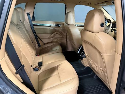 Used 2013 Porsche Cayenne AWD/4WD image 15