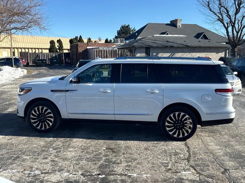 Used 2023 Lincoln Navigator L Black Label image 8