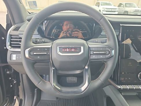 New 2026 GMC Acadia AT4 w/ LPO, Floor Liner Package AWD/4WD image 20