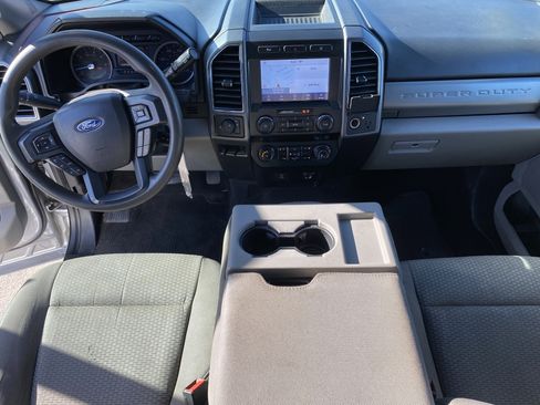 Used 2020 Ford F250 XLT w/ XLT Premium Package image 18