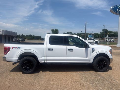 Used 2022 Ford F150 XLT w/ Equipment Group 301A Mid AWD/4WD image 6