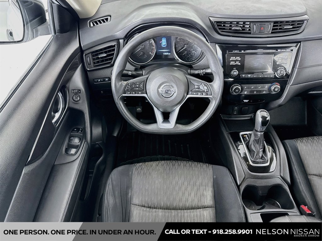 Used 2017 Nissan Rogue S FWD image 20