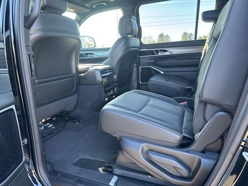 New 2026 Jeep Grand Wagoneer Limited w/ Premium Group II AWD/4WD image 20