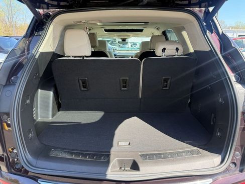 Used 2022 Buick Enclave Avenir image 7