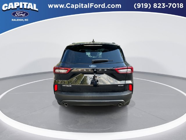 Certified 2025 Ford Escape ST-Line Select AWD/4WD image 7