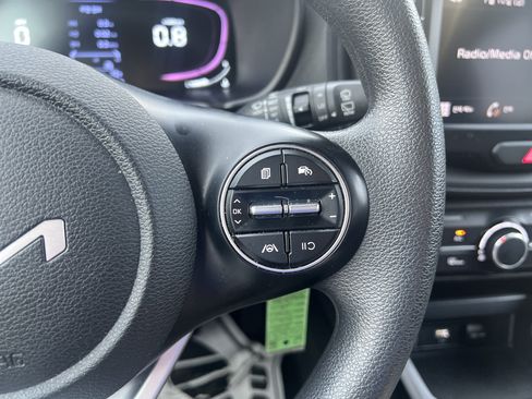 Used 2024 Kia Soul LX w/ Option Group 015 FWD image 19