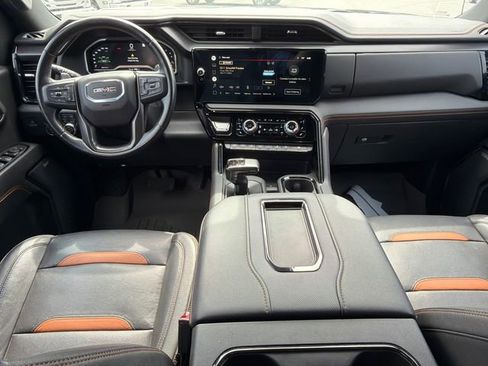 Used 2022 GMC Sierra 1500 AT4 w/ AT4 Premium Package AWD/4WD image 22