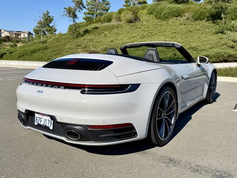 Used 2022 Porsche 911 Carrera image 35