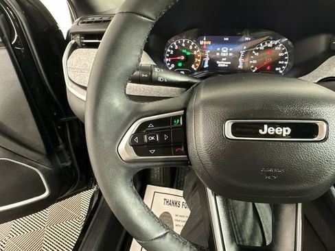 Used 2023 Jeep Compass Latitude w/ Convenience Group AWD/4WD image 15