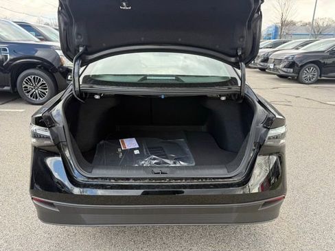 New 2026 Nissan Sentra SV w/ SV Convenience Package FWD image 10