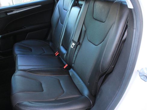 Used 2016 Ford Fusion Titanium image 13