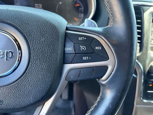 Used 2016 Jeep Grand Cherokee Limited RWD image 12