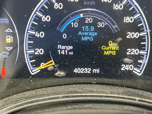 Used 2022 Jeep Grand Cherokee Limited AWD/4WD image 11