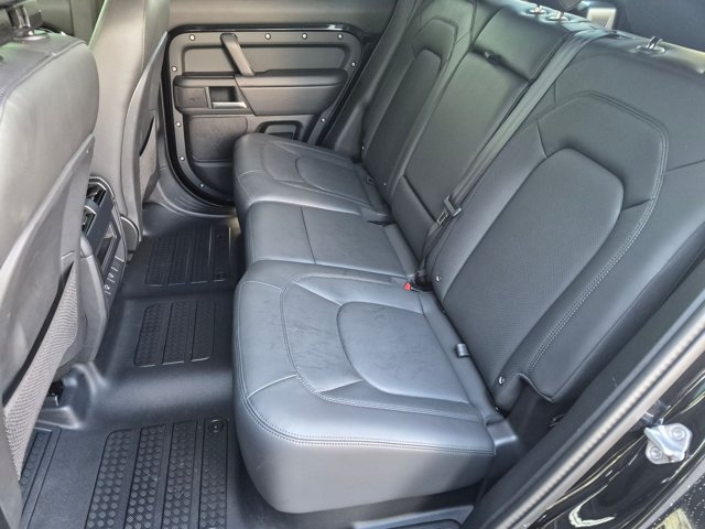Certified 2025 Land Rover Defender 110 S AWD/4WD image 20