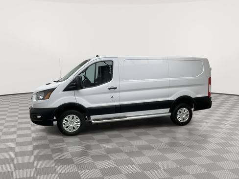Certified 2025 Ford Transit 250 Low Roof w/ Exterior Upgrade Package RWD image 26