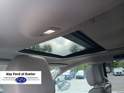 Used 2018 Chrysler Pacifica Limited w/ Advanced Safetytec Group FWD image 19