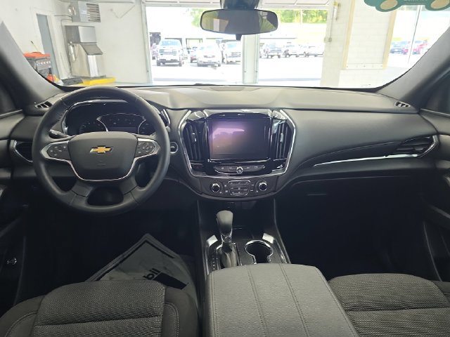 Certified 2023 Chevrolet Traverse LT FWD image 12