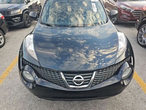 Used 2014 Nissan Juke S FWD image 2
