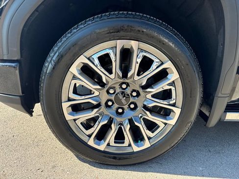 Used 2025 GMC Sierra 1500 Denali Ultimate AWD/4WD image 28