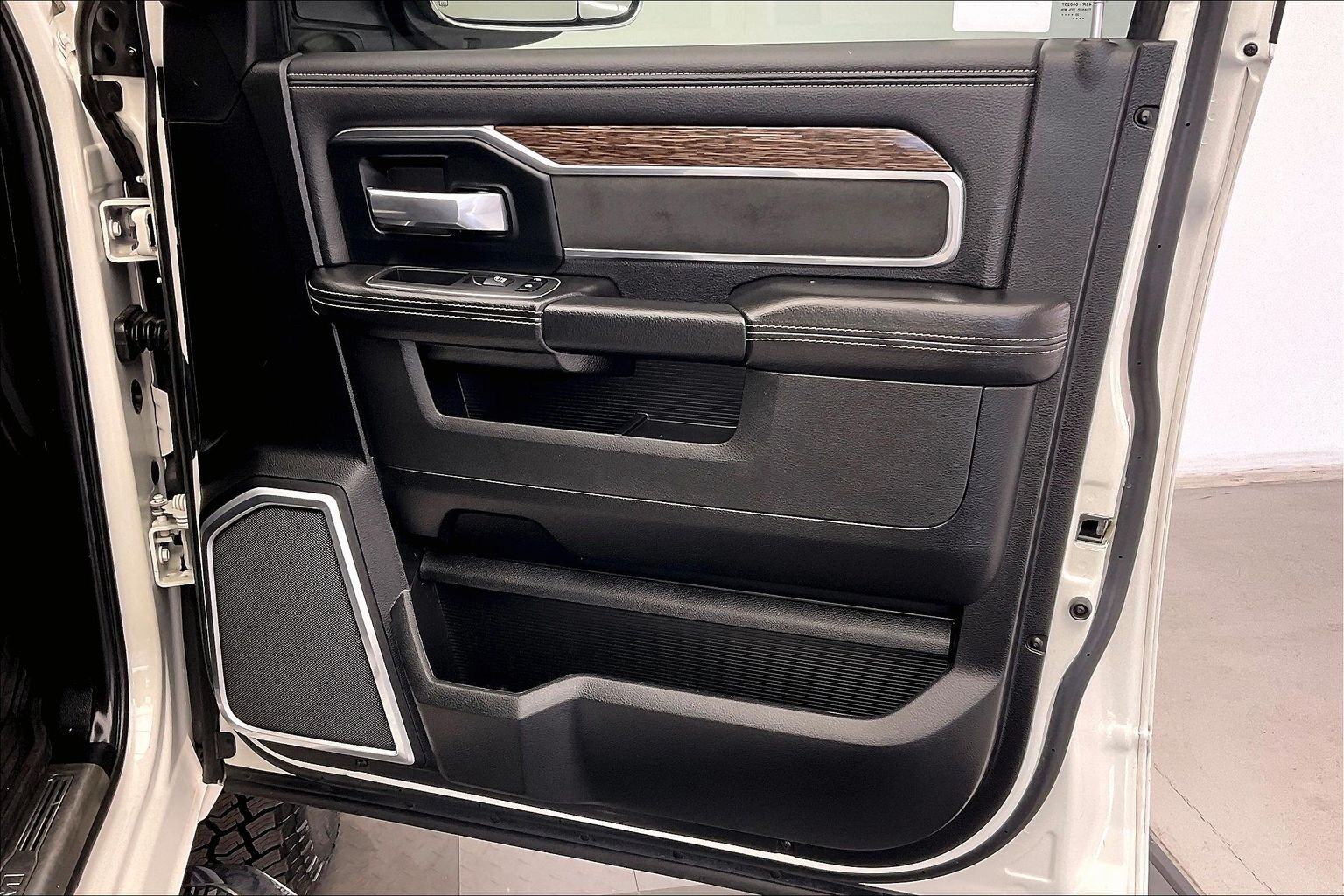 Used 2020 RAM 2500 Laramie AWD/4WD image 27