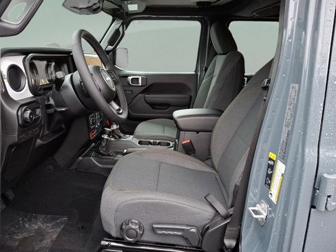 New 2026 Jeep Wrangler Willys AWD/4WD image 9