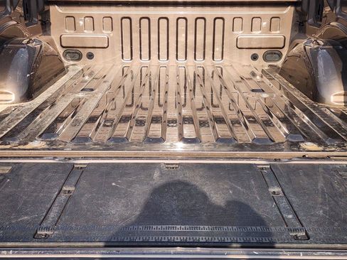 Used 2023 Ford F150 Lariat w/ Equipment Group 502A High AWD/4WD image 22