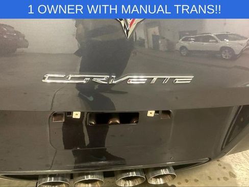 Used 2014 Chevrolet Corvette Z51 w/ 3LT Preferred Equipment Group image 8